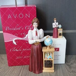 💕2010-11 Avon Mrs Albee Presidents Club Award Figurines